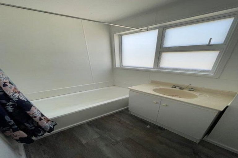 Photo of property in 48-50 Calabar Road, Miramar, Wellington, 6022