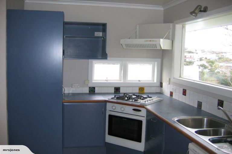 Photo of property in 65 Raleigh Road, Northcote, Auckland, 0627