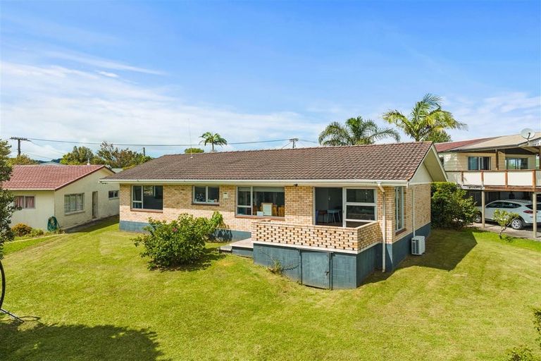 Photo of property in 44 Kokich Crescent, Onerahi, Whangarei, 0110