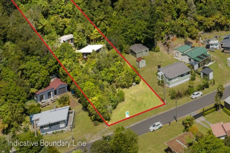 Photo of property in 19 Tombleson Road, Lake Rotoma, Rotorua, 3074