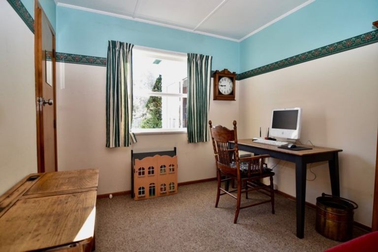 Photo of property in 15 Clifton Avenue, Carterton, 5713