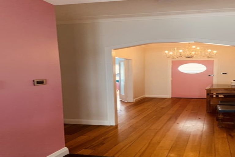 Photo of property in 2 Fairfield Road, Fairfield, Hamilton, 3214