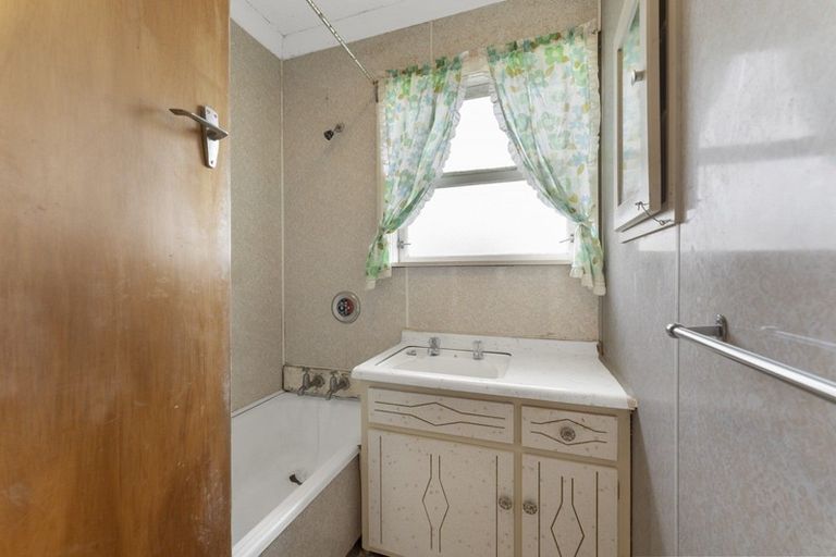 Photo of property in 55 Read Street, Levin, 5510