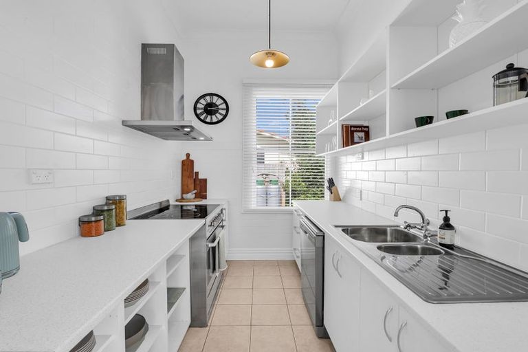 Photo of property in 11 Spier Street, Aramoho, Whanganui, 4500