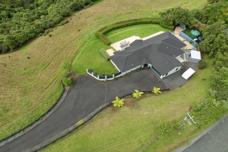 Photo of property in 5 Medhurst Road, Bombay, 2675