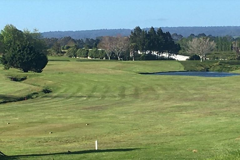 Photo of property in 30 Ballantyne Way, Aongatete, 3178