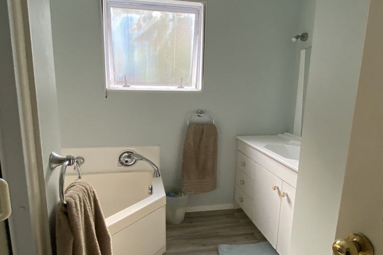 Photo of property in 59 Waitakere Road, Waitakere, Auckland, 0816