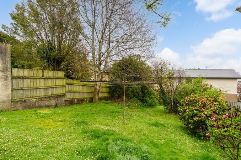 Photo of property in 12 Kinsman Street, Kaikorai, Dunedin, 9010