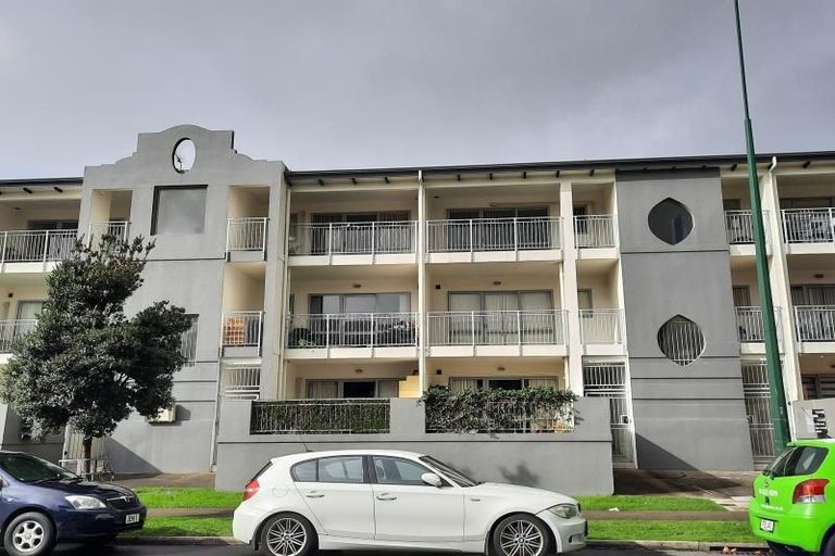 Photo of property in 302/75 Michael Jones Drive, Flat Bush, Auckland, 2019