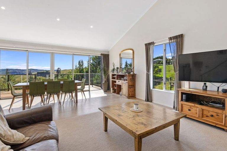 Photo of property in 98 Totara View Road, Wakefield, 7095