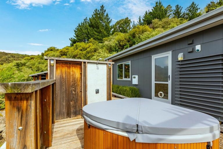 Photo of property in 330 Hill Road, Eskdale, Napier, 4182