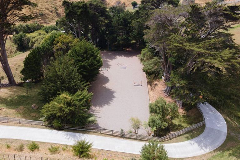 Photo of property in 293 Ohariu Valley Road, Ohariu, Wellington, 6037