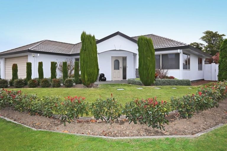 Photo of property in 1 Hyde Place, Taradale, Napier, 4112