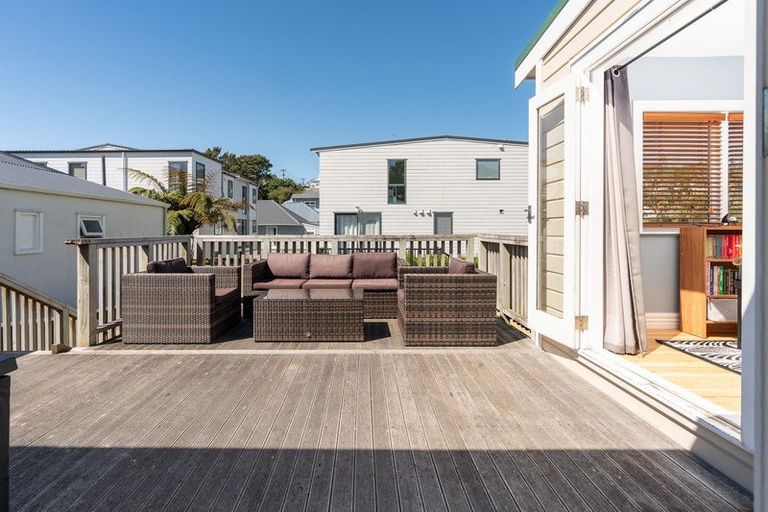 Photo of property in 489 Adelaide Road, Berhampore, Wellington, 6023