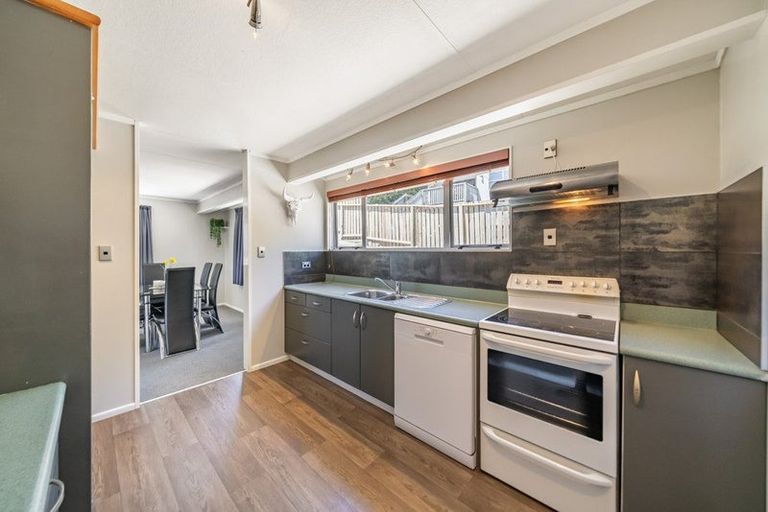 Photo of property in 58 Mercury Way, Whitby, Porirua, 5024