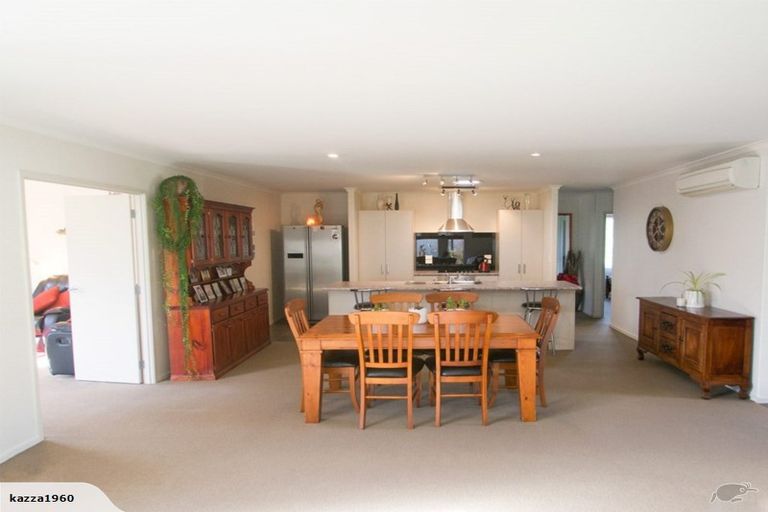 Photo of property in 5 Hamon Place, Pukehangi, Rotorua, 3015