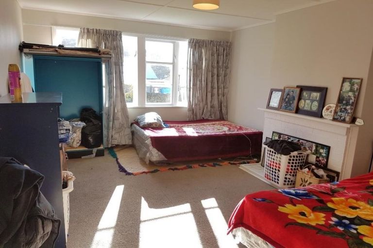 Photo of property in 28 Judd Crescent, Naenae, Lower Hutt, 5011