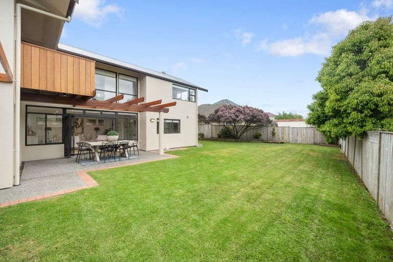 Photo of property in 37 Westerham Drive, Dannemora, Auckland, 2016