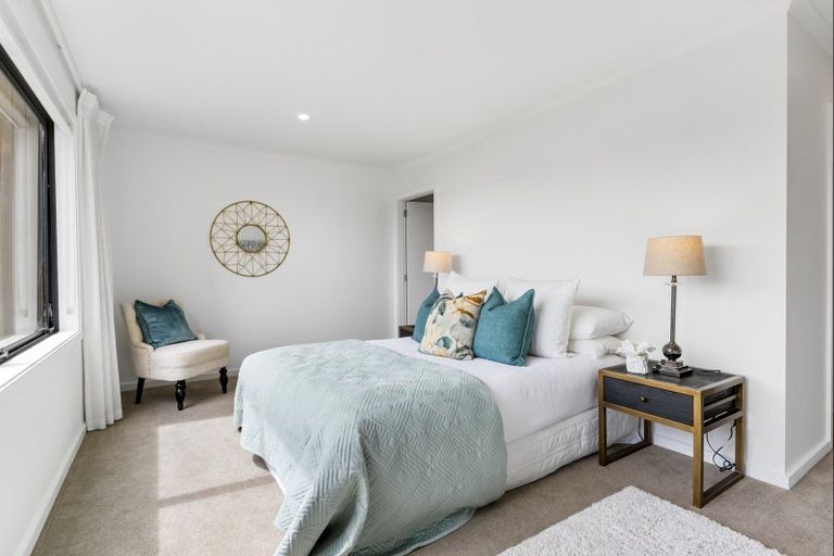 Photo of property in 9 Hudson Bay Road, Hobsonville, Auckland, 0616