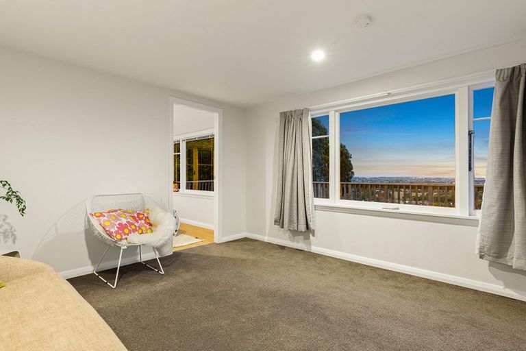 Photo of property in 21 Aotea Terrace, Huntsbury, Christchurch, 8022