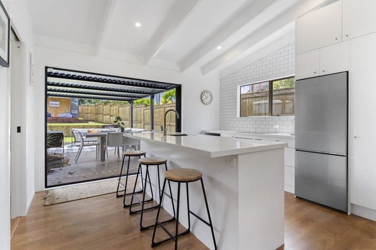 Photo of property in 115 Brook Place, Whangamata, 3620