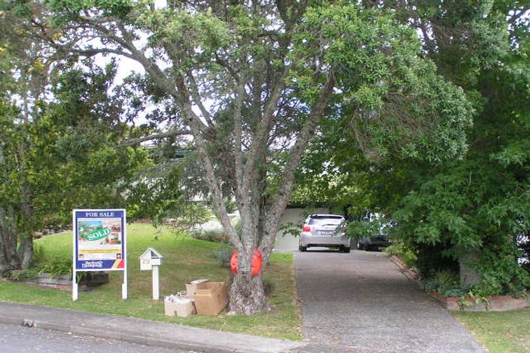 Photo of property in 29 Northumberland Avenue, Belmont, Auckland, 0622