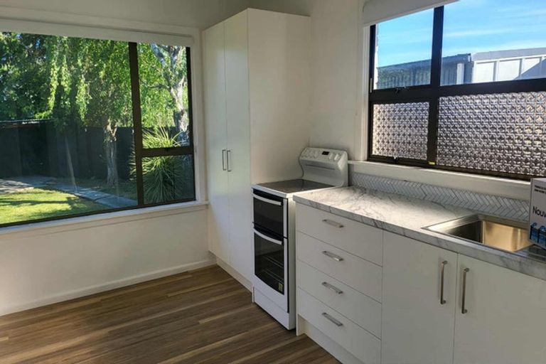 Photo of property in 12 Logie Place, Bromley, Christchurch, 8062