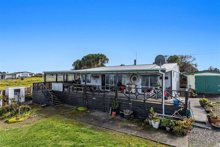 Photo of property in 1e Te Kaha Church Road, Te Kaha, Opotiki, 3199