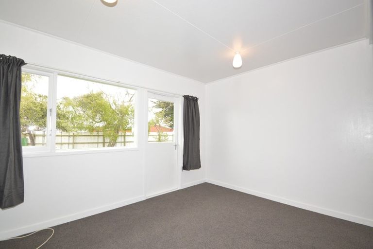 Photo of property in 22 Avenal Street, Avenal, Invercargill, 9810