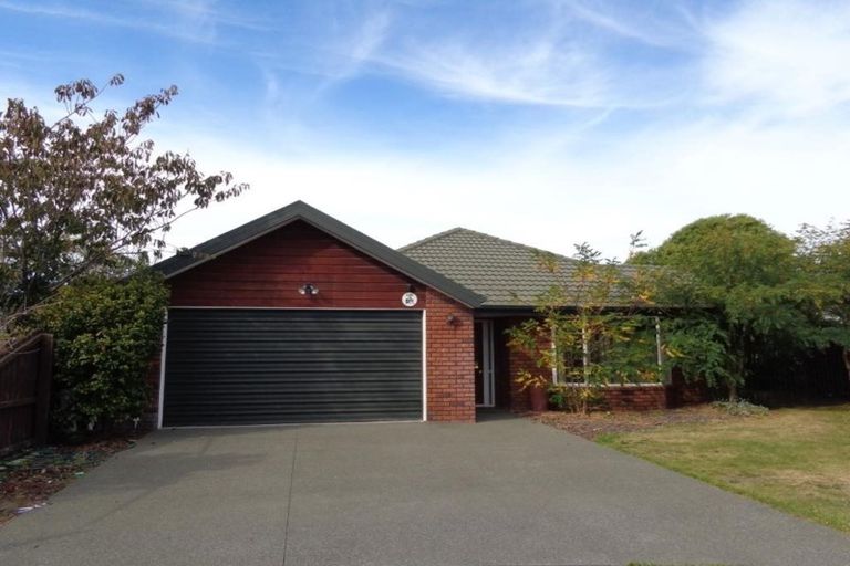 Photo of property in 10 Fieldmoor Place, Parklands, Christchurch, 8083