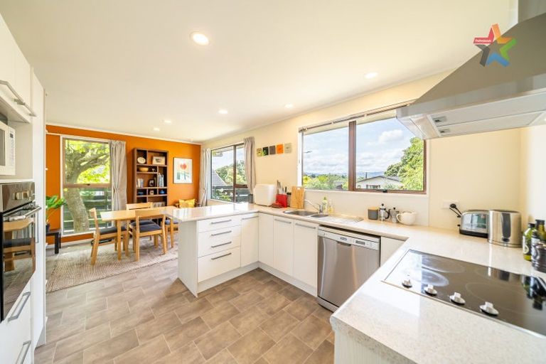 Photo of property in 38 Discovery Drive, Whitby, Porirua, 5024