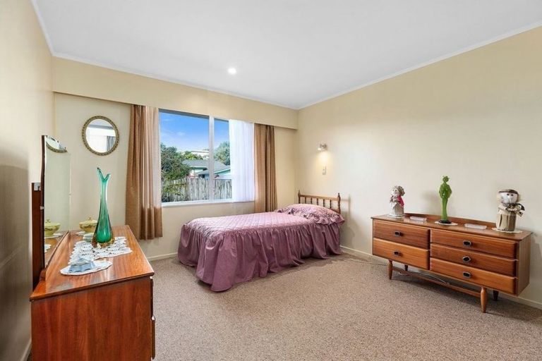 Photo of property in 7 Brasenose Place, Tawa, Wellington, 5028