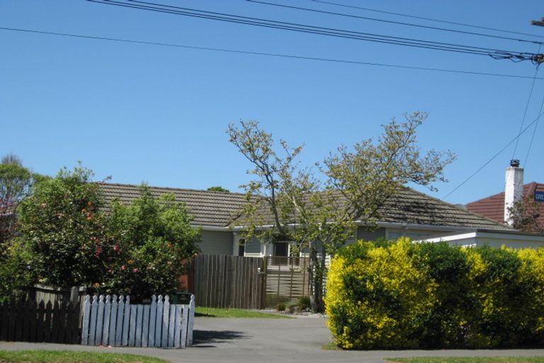 Photo of property in 1/204 Greers Road, Bryndwr, Christchurch, 8053