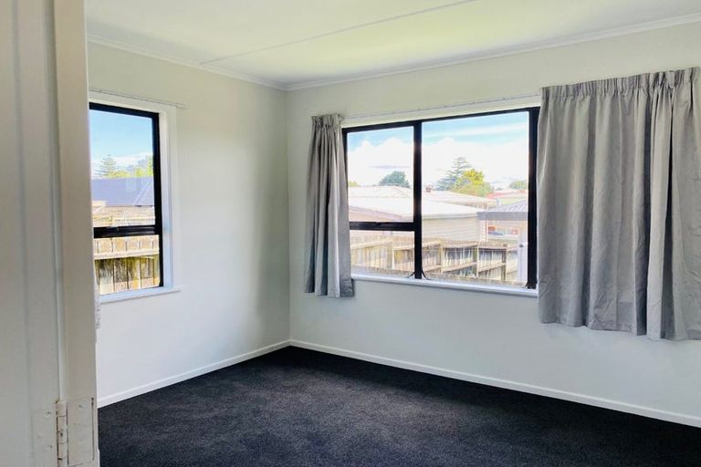 Photo of property in 21 Morrin Street, Manurewa, Auckland, 2102