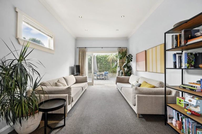 Photo of property in 99a Freyberg Street, Lyall Bay, Wellington, 6022