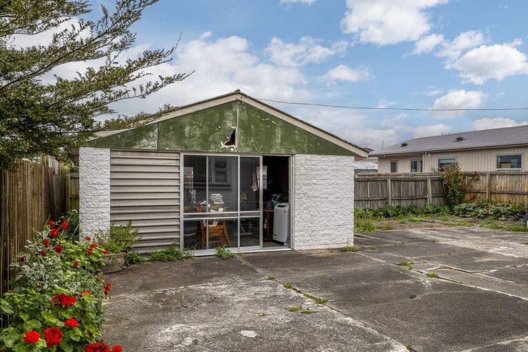 Photo of property in 24 Glasgow Street, Phillipstown, Christchurch, 8011