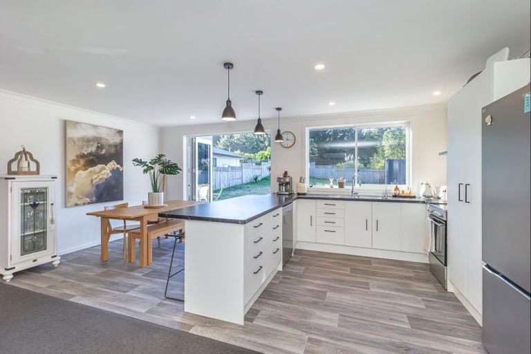 Photo of property in 14 Sandown Avenue, Himatangi Beach, Foxton, 4891