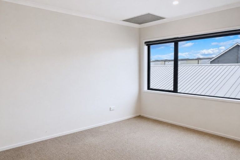Photo of property in 27 Saltmarsh Road, Hobsonville, Auckland, 0616