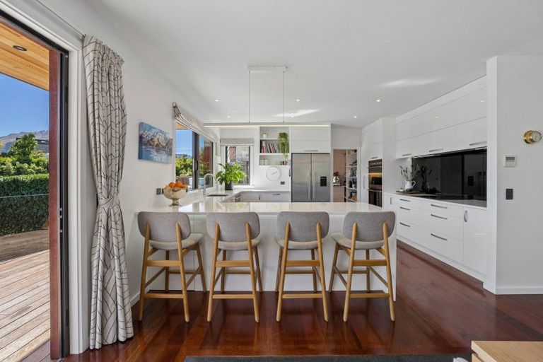 Photo of property in 314 Beacon Point Road, Wanaka, 9305