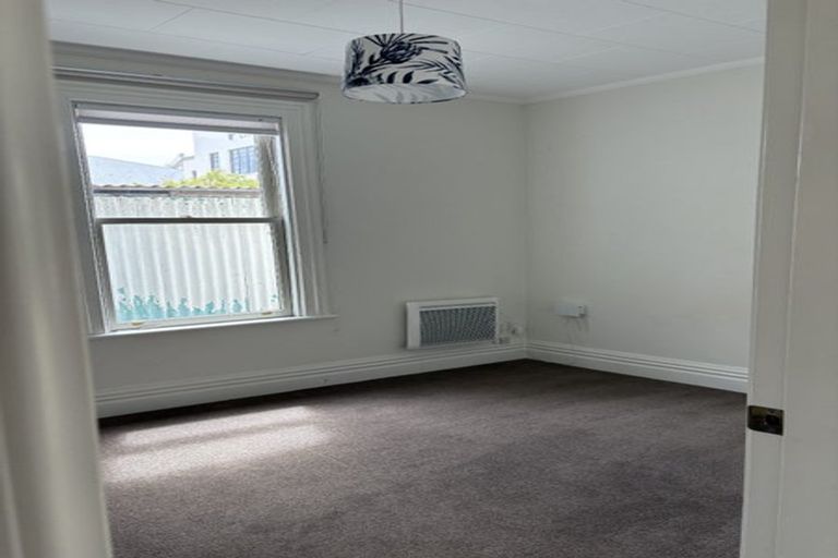 Photo of property in 31 Moir Street, Mount Victoria, Wellington, 6011