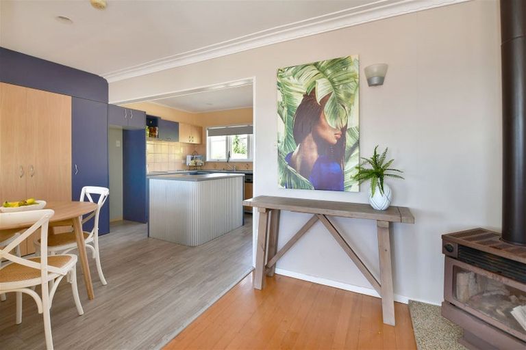 Photo of property in 25 Brightside Road, Stanmore Bay, Whangaparaoa, 0932