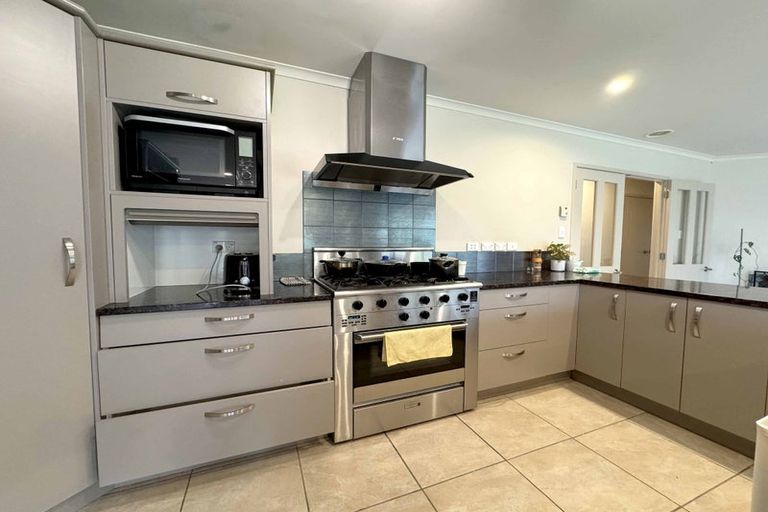 Photo of property in 99 Bawden Road, Dairy Flat, Albany, 0792