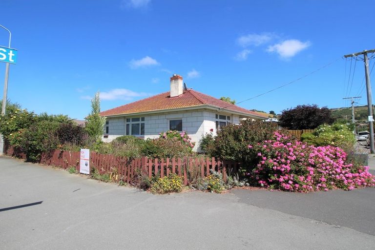 Photo of property in 1 Clare Street, Oamaru North, Oamaru, 9400