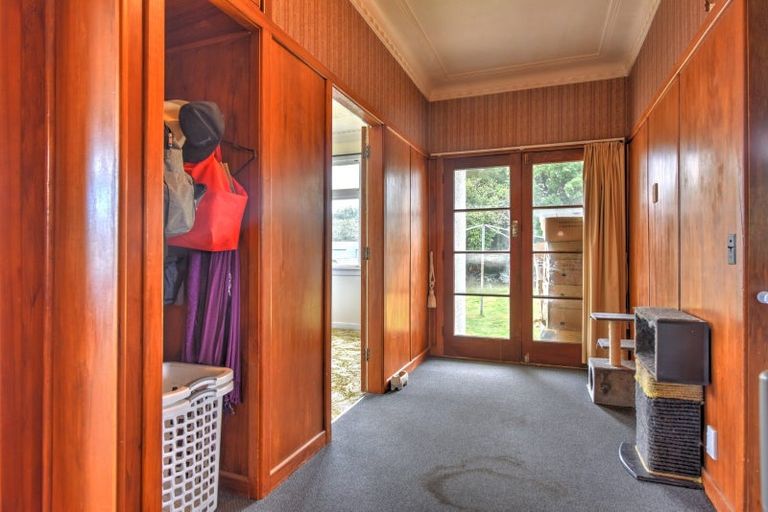 Photo of property in 13 Hunter Street, Edendale, 9825