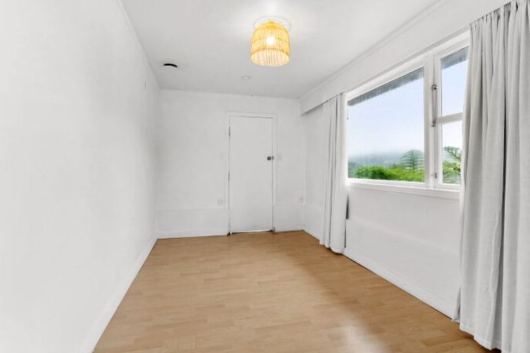 Photo of property in 34 Richmond Avenue, Karori, Wellington, 6012