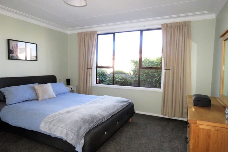 Photo of property in 16 Dalmeny Street, Oamaru North, Oamaru, 9400