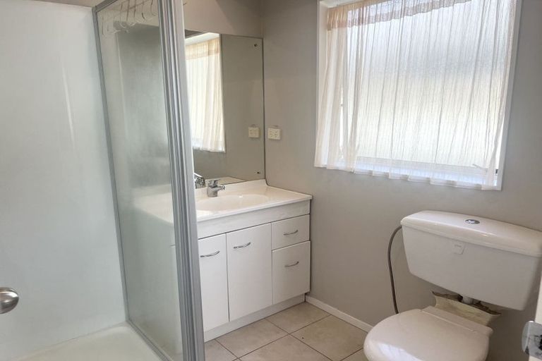 Photo of property in 42 Raphoe Road, Flat Bush, Auckland, 2019