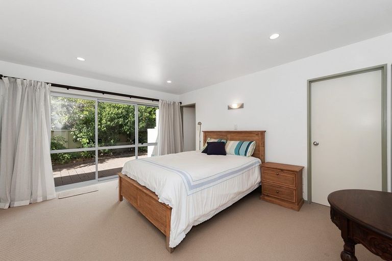 Photo of property in 17 Longwood Place, Harrowfield, Hamilton, 3210