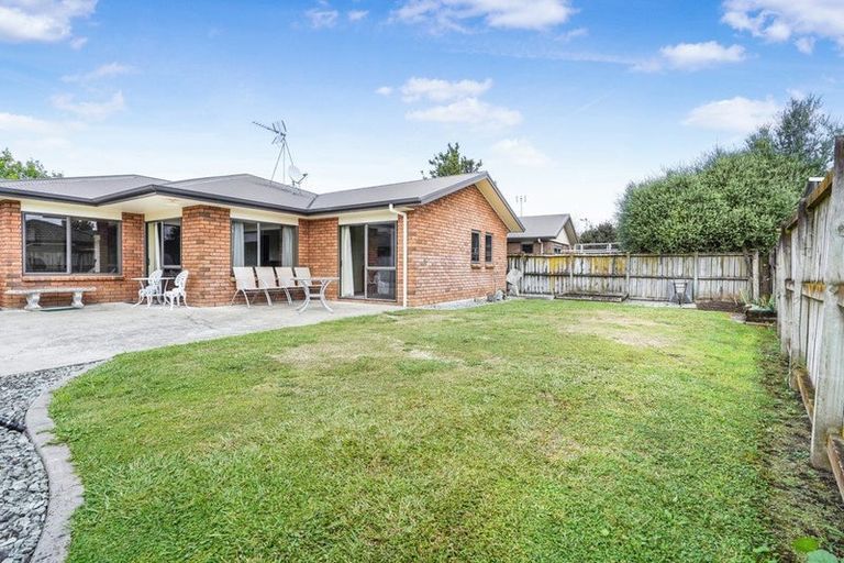 Photo of property in 43 Farringdon Avenue, Rototuna North, Hamilton, 3210