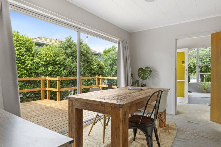 Photo of property in 17 Richmond Avenue, Richmond Heights, Taupo, 3330